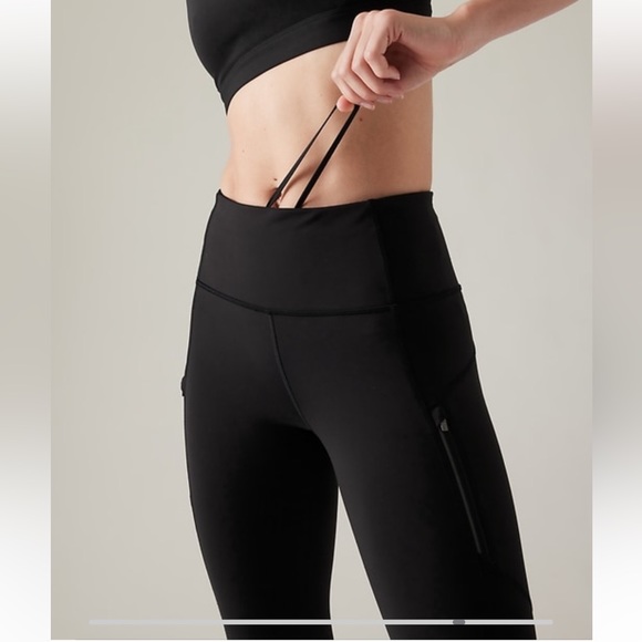 Athleta Rainier Tight // Black - Picture 4 of 16